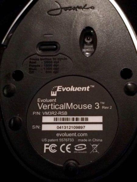 Evoluent ergonomic vertical mouse
