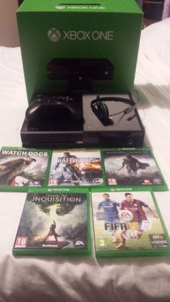Xbox One - 500GB - 5 Games