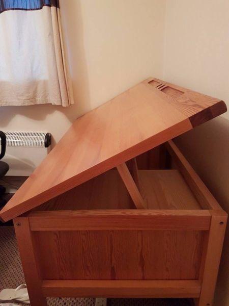 Office Desk / Drawing Desk (chair for free!!)