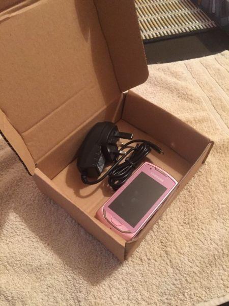 Samsung S5620 Pink Unlocked , Boxed