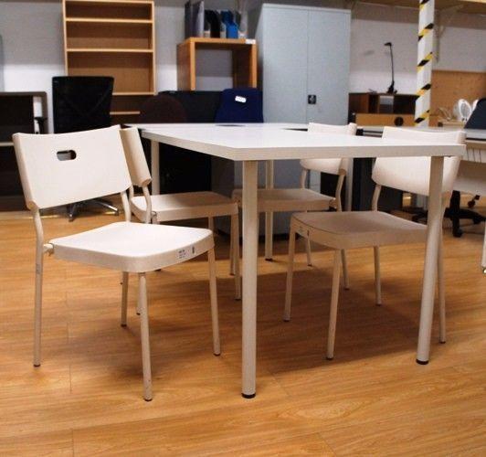 Canteen Table and 4 Chairs AE39