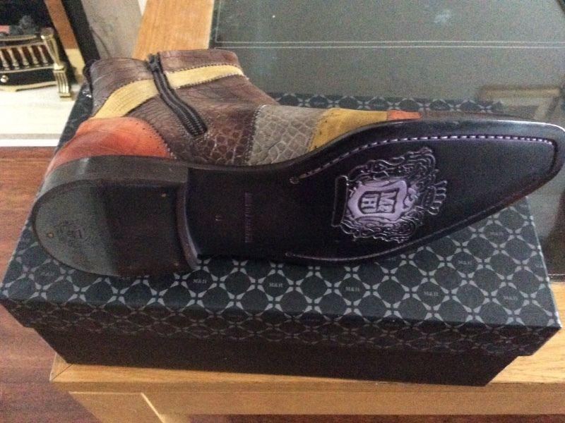 New shoes crocodile never used in box for sale