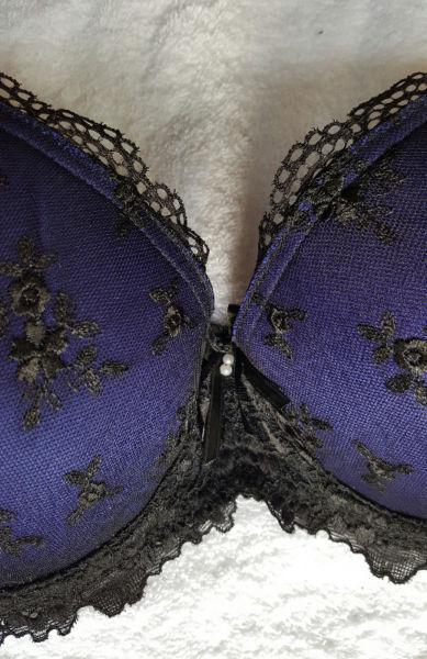 Detailed push up bra set NEW!