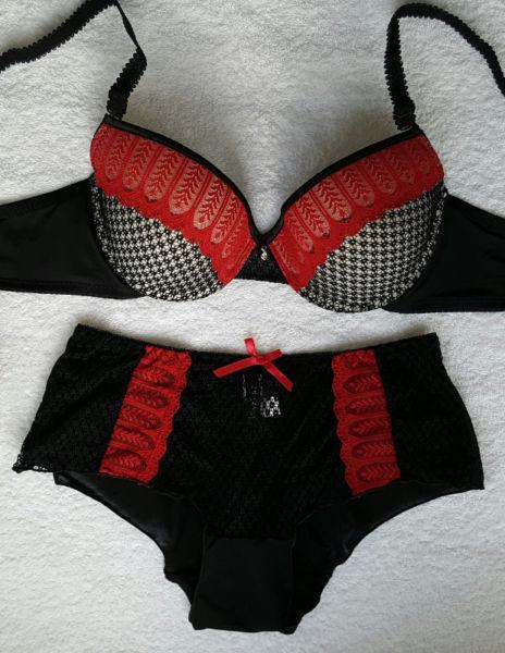 Push up bra set NEW!