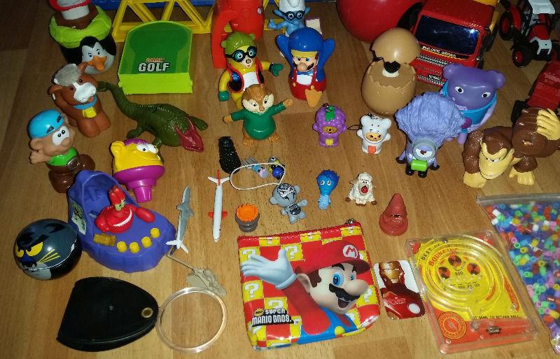 50 toys BARGAIN lot / bundle for 15 euros only
