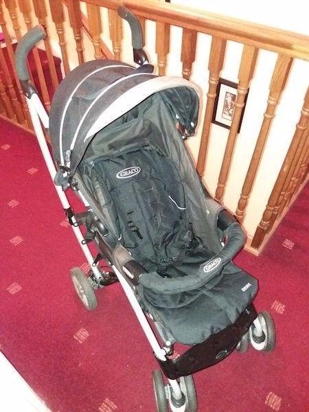 Graco Mosaic Travel System including Buggy