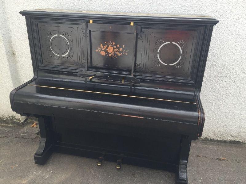 Antique piano
