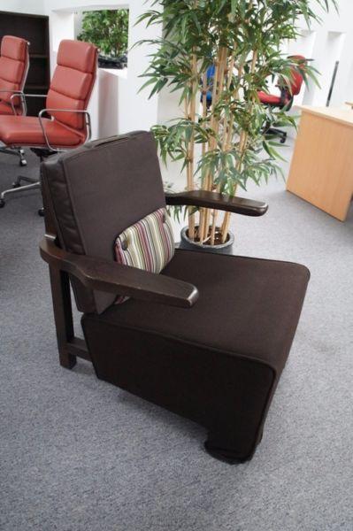Vitra Eames Vintage Design Chairs EM14-17