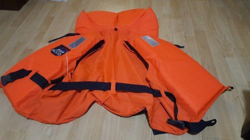 Besto life jacket XXL size (70++ kg)