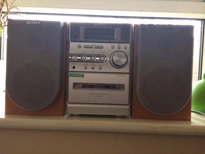 Excellent condition - Sony HCD-NE3 Micro HiFi System Speakers Cassette CD Radio Stereo Book Shelf