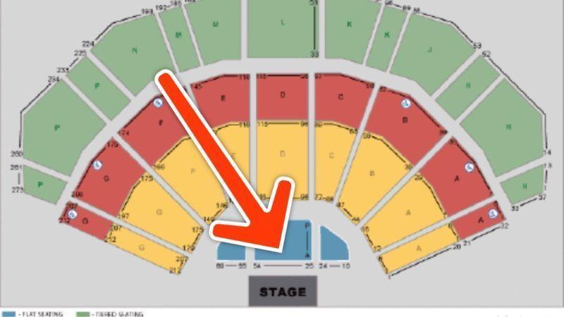 Ricky Gervais - Unbelievable seats (Flat section)