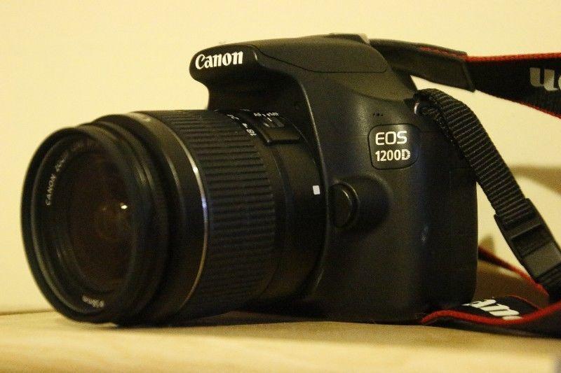 CANON EOS 1200D FOR SALE €250