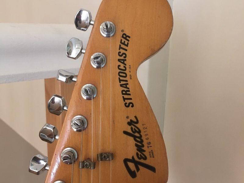1976 Fender Stratocaster (CBS)