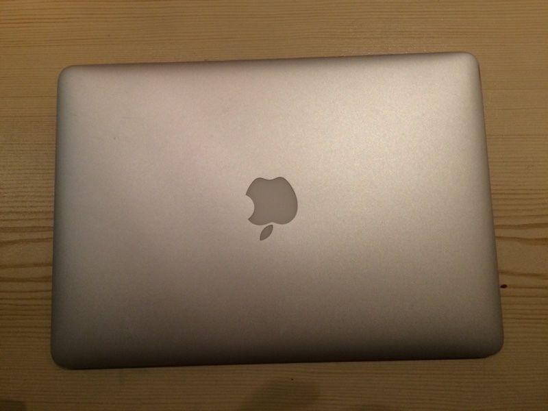 MacBook Air 13 inch early 2015. Like new