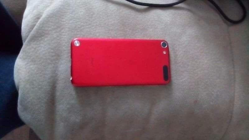Apple ipod red 6th generation 64gb