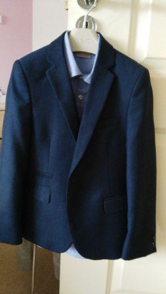 Communion suit 8 years old