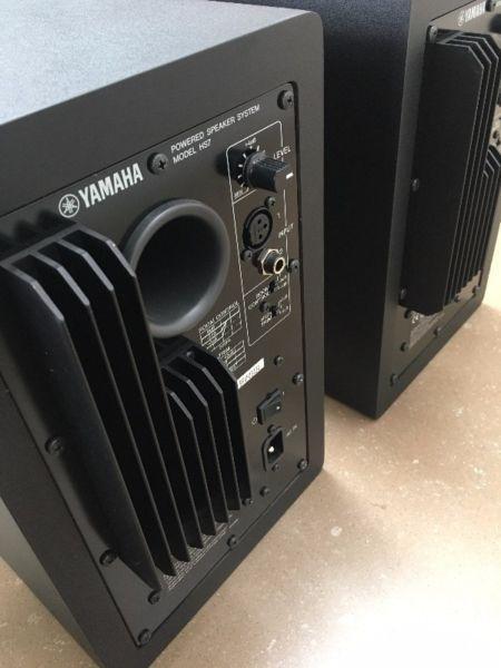 Yamaha HS7 active speakers (pair), NEW