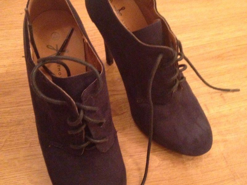 Blue High hills shoes