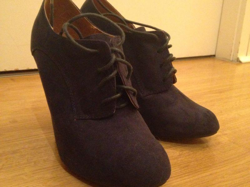 Blue High hills shoes