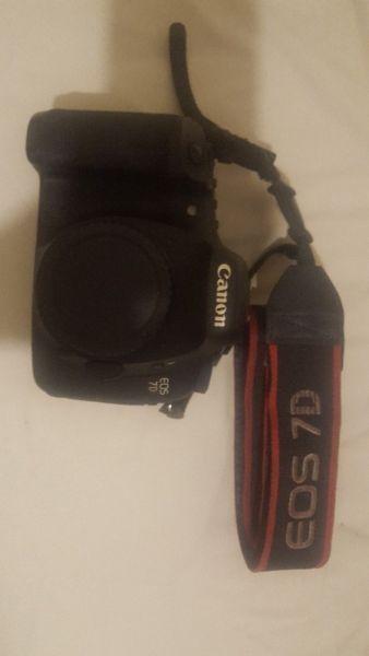 Canon 7d DSLR - Digital Camera - Body