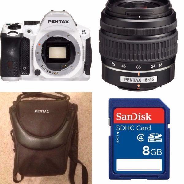 White Pentax K-30, SMC Pentax-Dal 18-55mm 3.5-5.6 Lens, Pentax Camera Bag and 8GB SD Card