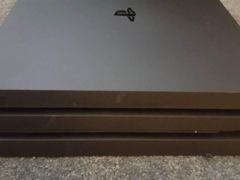 PS4 Pro - 3 Games Mint Condition
