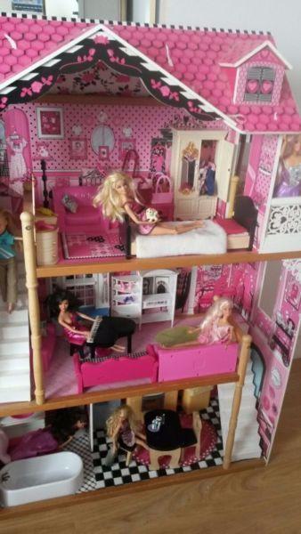 Doll House + Barbies & dresses & accessories + extra furniture