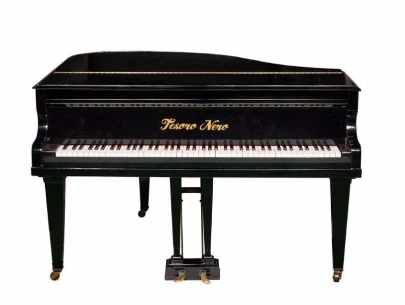 ACOUSTIC GRAND PIANO - HIGH GLOSS BLACK