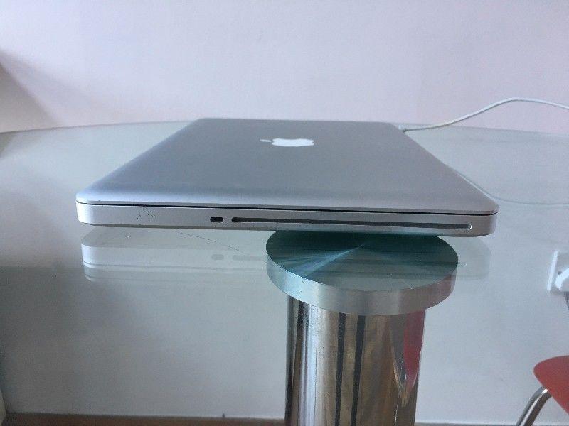 The MacBook Pro 13-Inch (Mid-2012/USB 3.0)