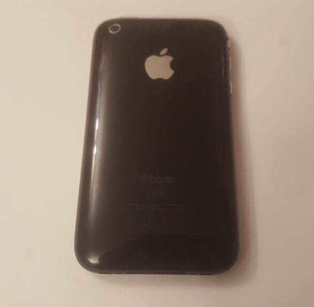 iphone 3G 8GB Black Jailbreak Unlocked with Usb Charger & Pin
