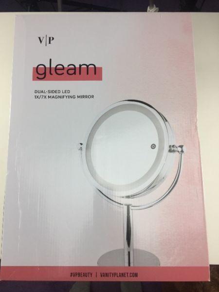 Vanity Planet Gleam Dual-Sided 1X/7X Magnifying Mirror with 3 LED Light Settings