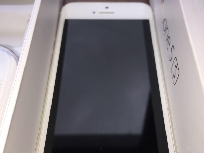 Factory Unlocked Gold Used IPhone 5s