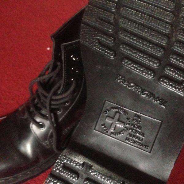 BOOTS | Dr MARTEENS | Collection in D7