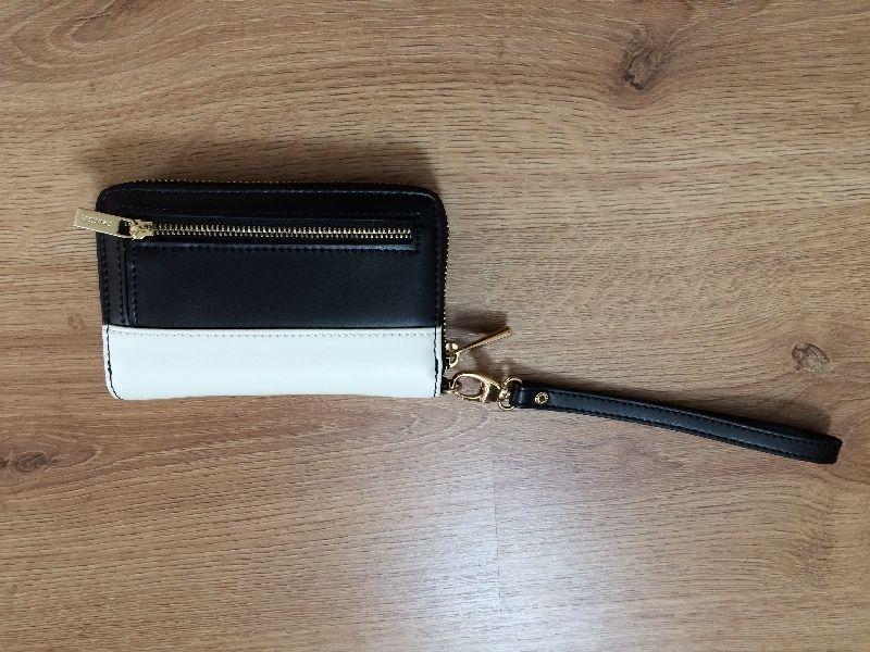 Danier Genuine Leather Clutch - New!