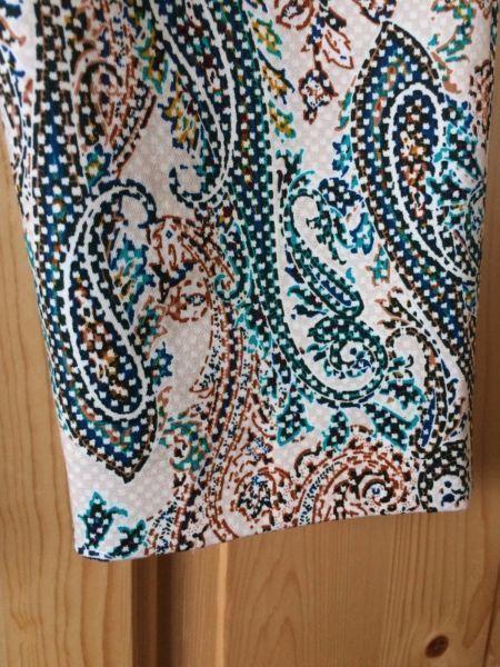 *URGENT* Women's ZARA Eur M patterned trousers - NEW!