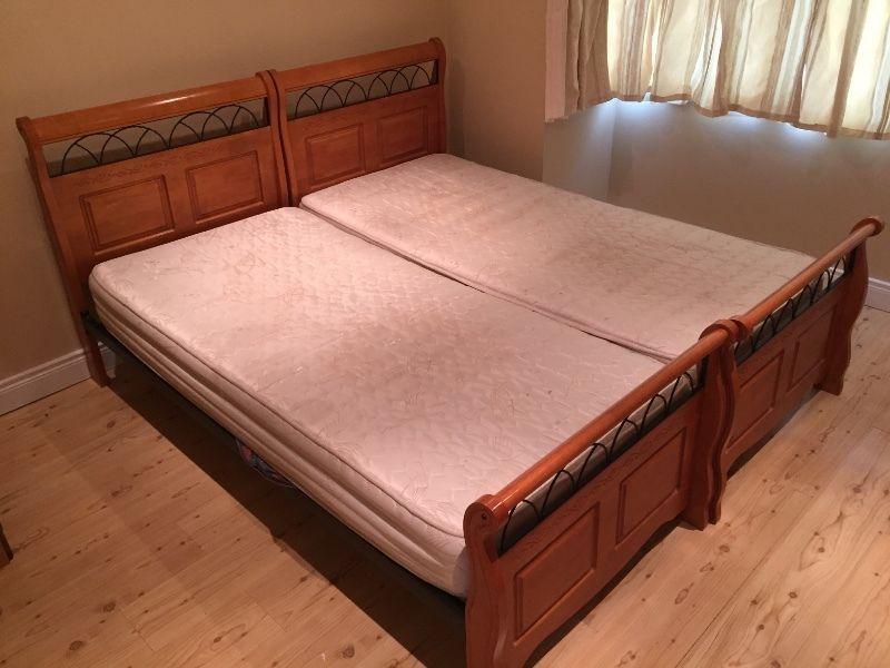 2 x Single Beds + matterases