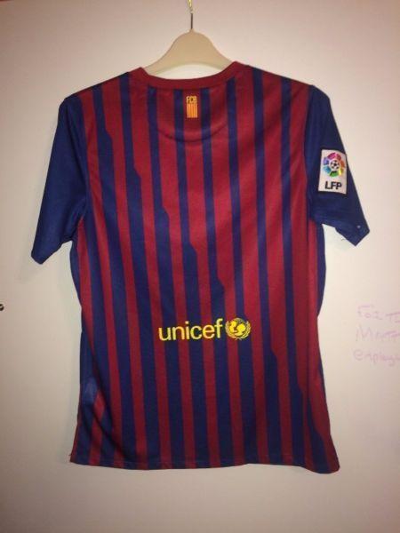 Home Barcelona jersey *Great condition* 11/12 season