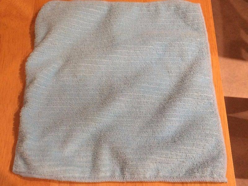 *URGENT* Dish Cloth - Like New!