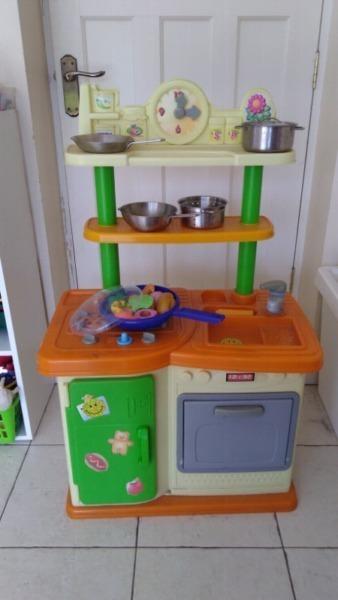 Kids kitchen and ustensils