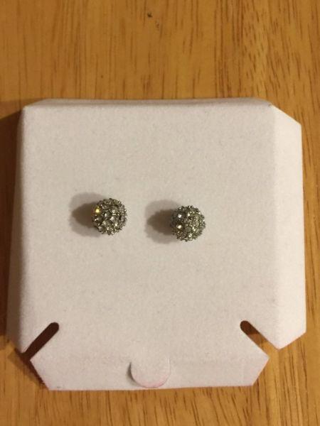 Sphere Shiny Earrings - Lightly Used