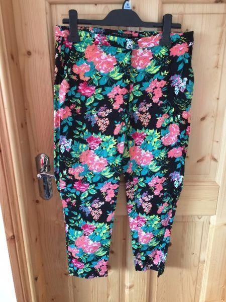 Women's Floral Trousers - Used