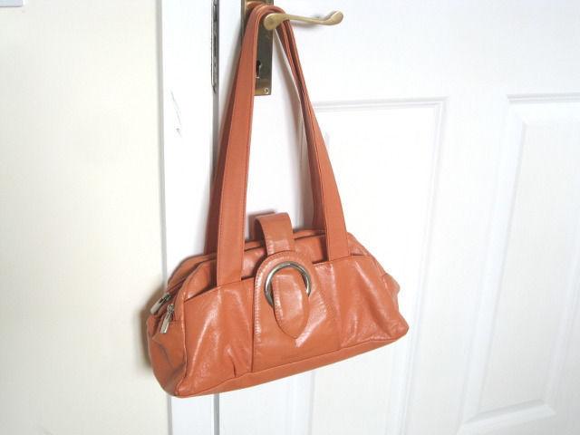 Casa di Borse Genuine Leather Shoulder Bag