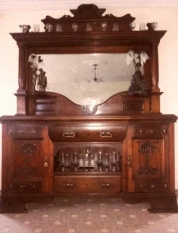 Victorian walnut mirror back dresser
