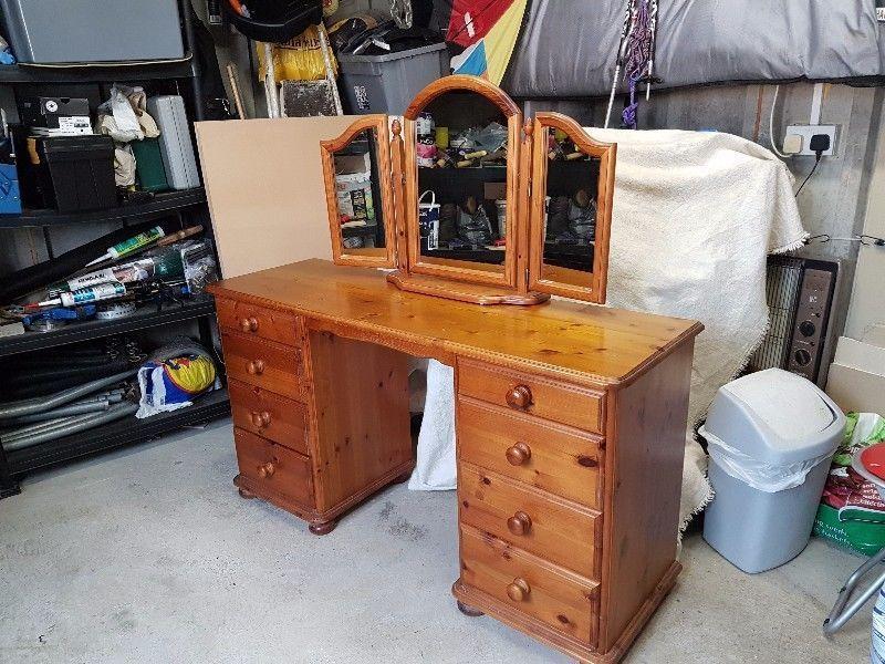 Antique Pine Dressing Table with matching freestanding triple mirror