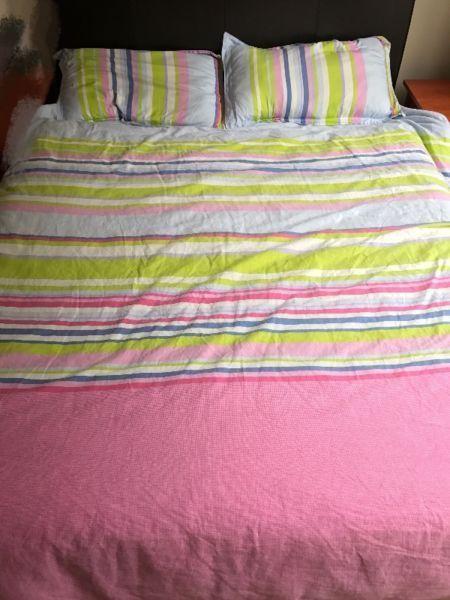 Duvet Cover, Pillowcases and Bed Sheet Set