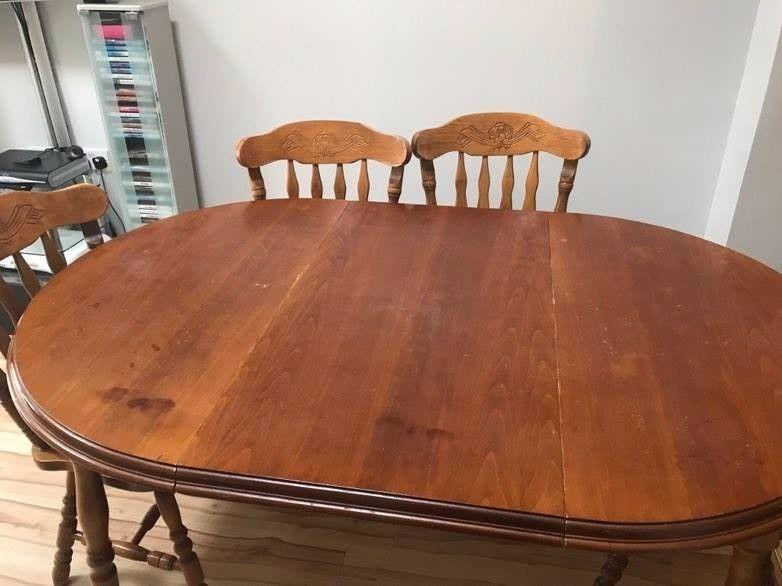 Kitchen Table and 6 chairs