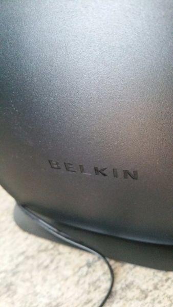 Belkin wireless router with power cable and setup cd