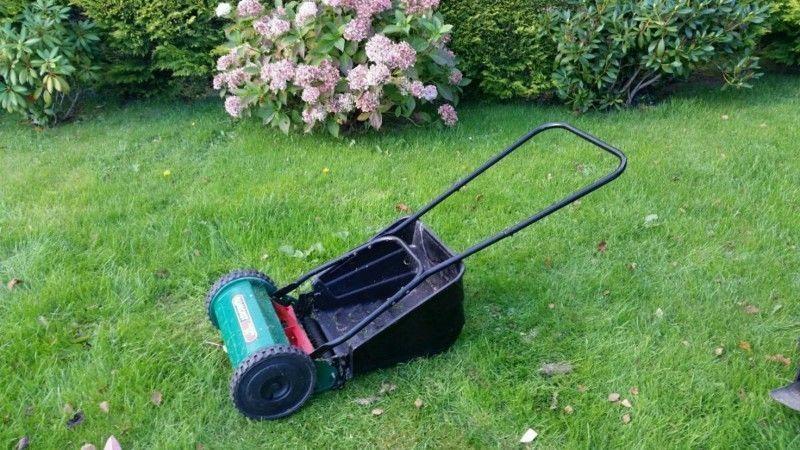 Hand Push Lawn Mower for sale