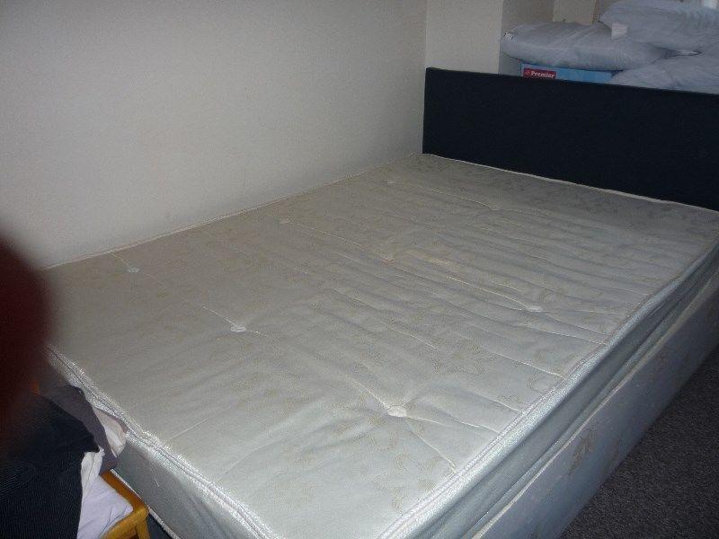 double bed (4ft 6)