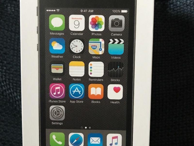 iPhone 5s 16GB Space Grey Like New